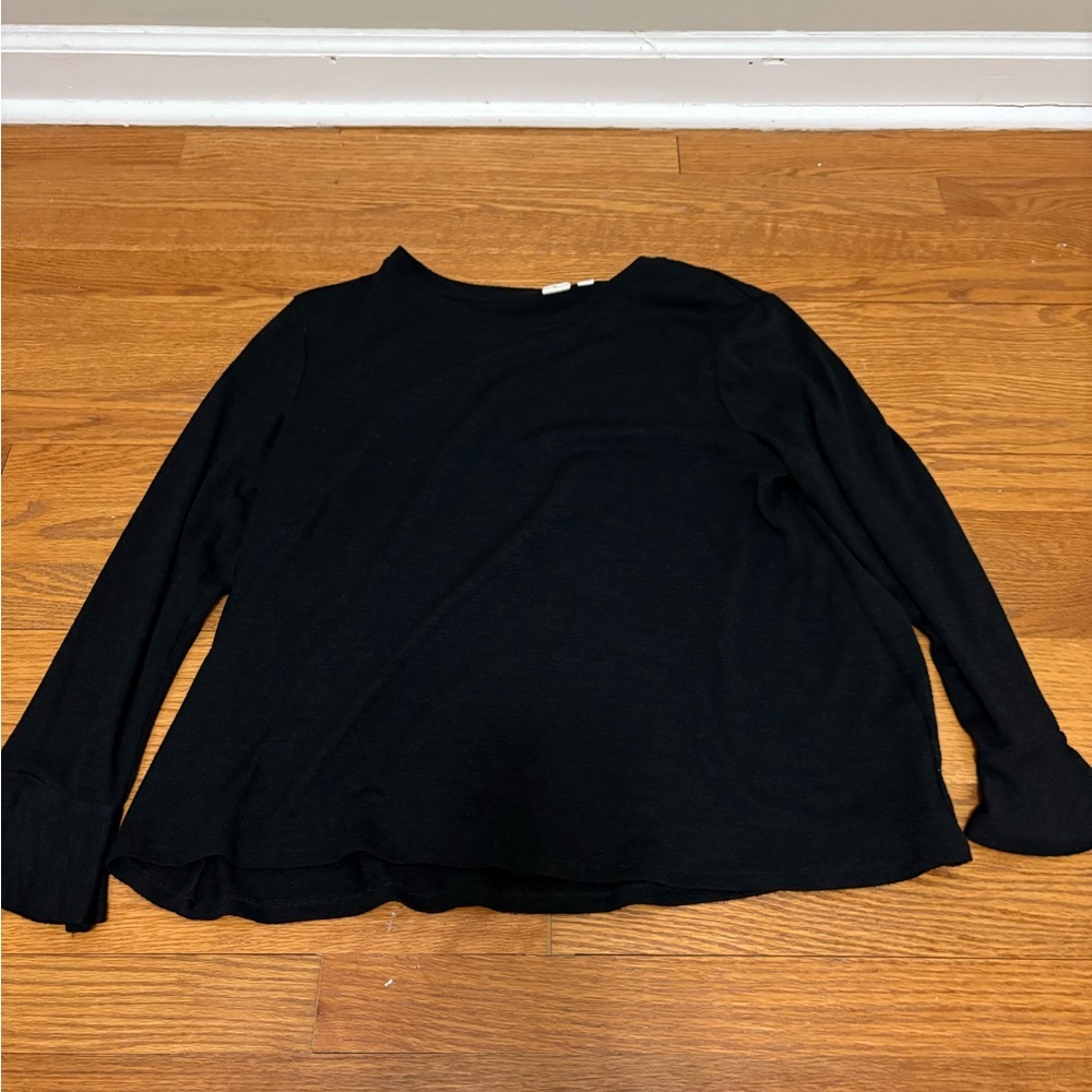 GAP Women’s Black Long Sleeve Top Size Medium